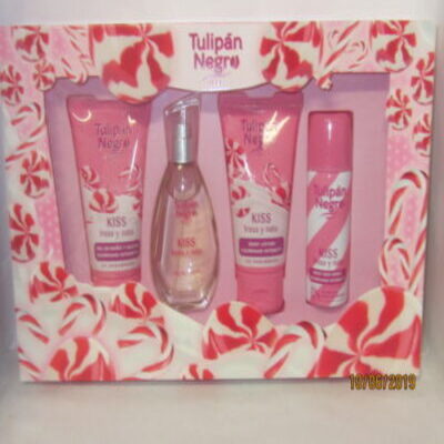 Contenido del Estuche Tulipan Negro Fresa y Nata con productos de higiene Candy Fantasy.